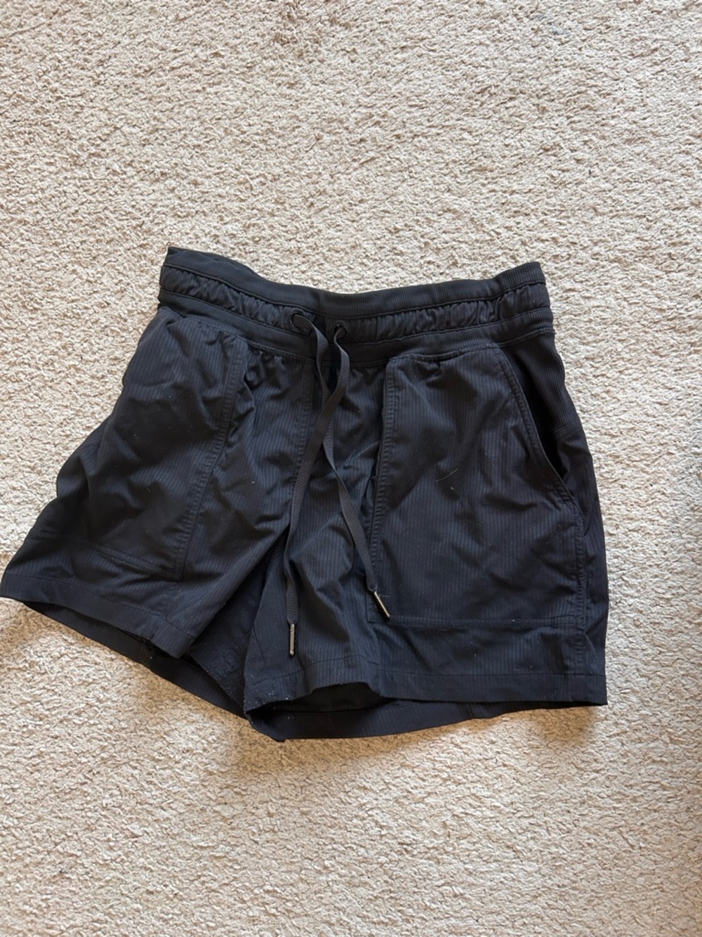 Lululemon black shorts